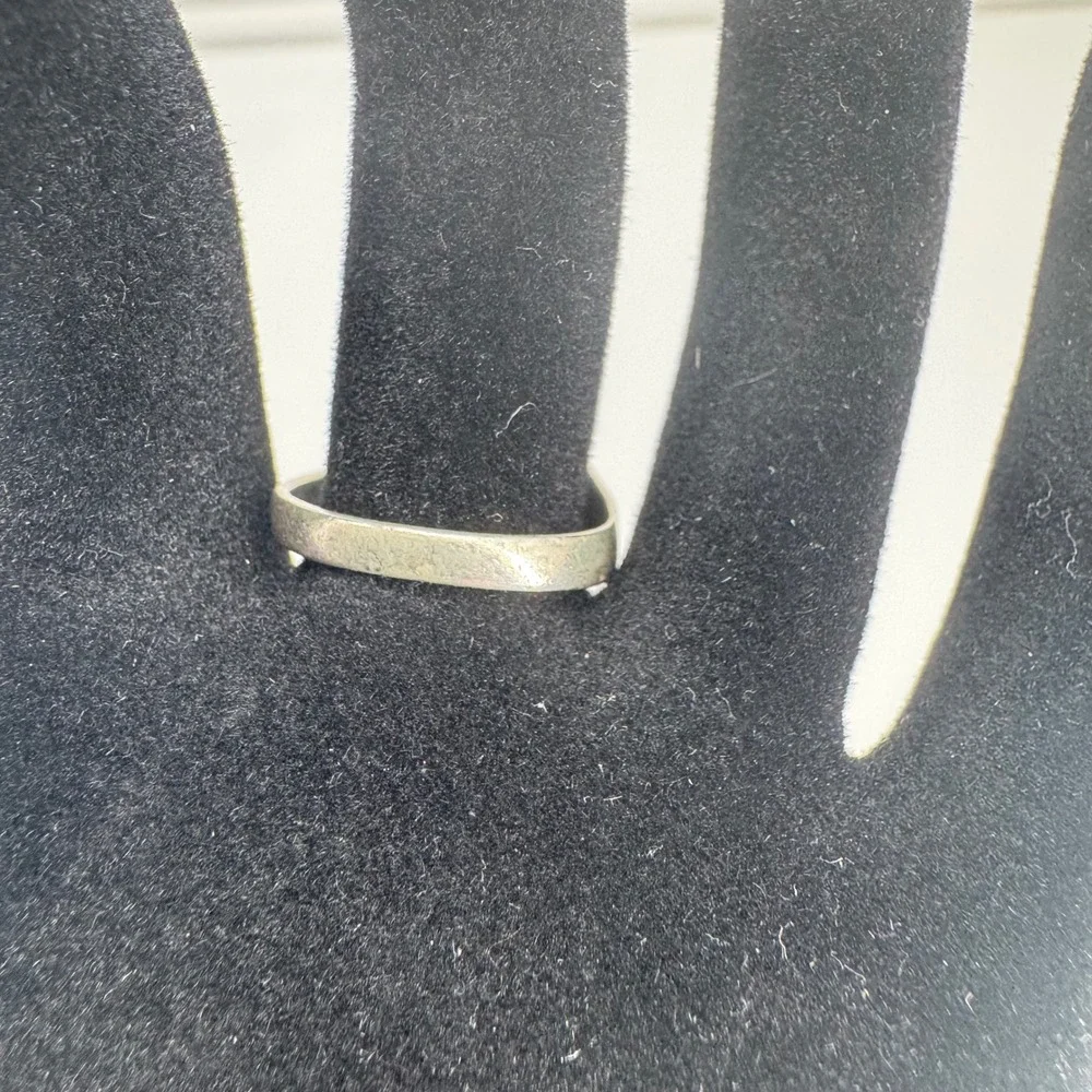 Vintage Oval Mother of Pearl 925 Silver Signet Ring